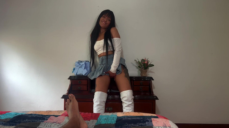 KOKOGOMEZZ: 视角：我会在男朋友去健身房前帮他喝牛奶