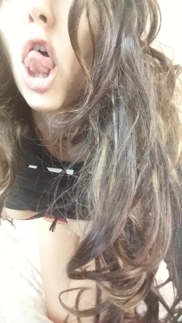 savannahamatoriale: 素敵なアクセントのエッチなカムガールとのセクシーなカムショー