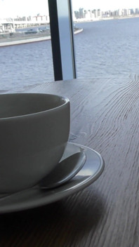 Blowjob in Café! Her Stepsister Is Waiting for Her