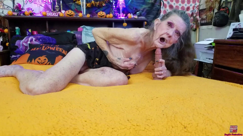 Sexy Sandra N Sir Christopher: Nenek jalang mani blowjob nenek fantasi solo