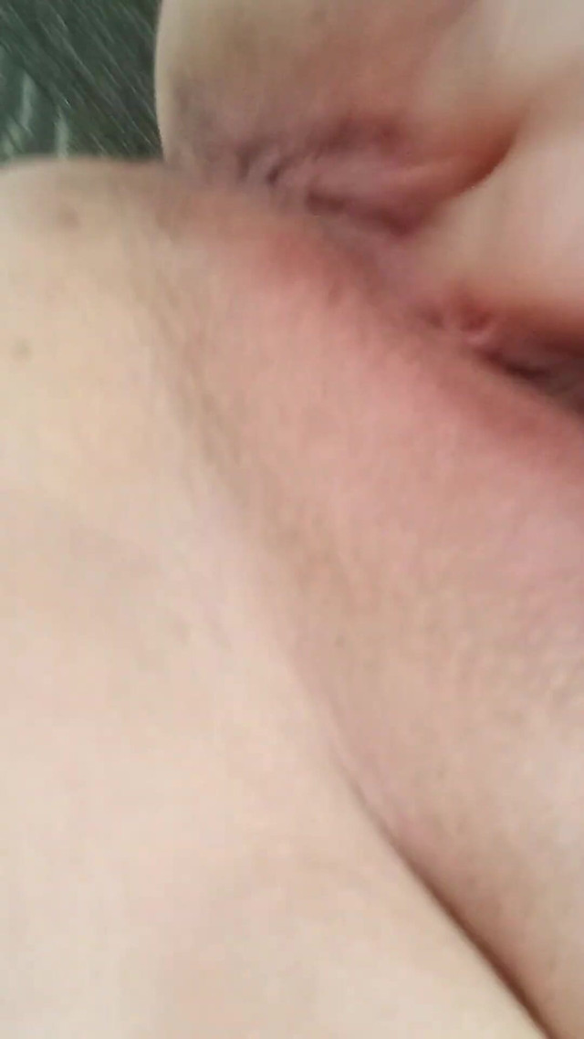 Squirting Lil Pussy (Water Park Barbie 23)