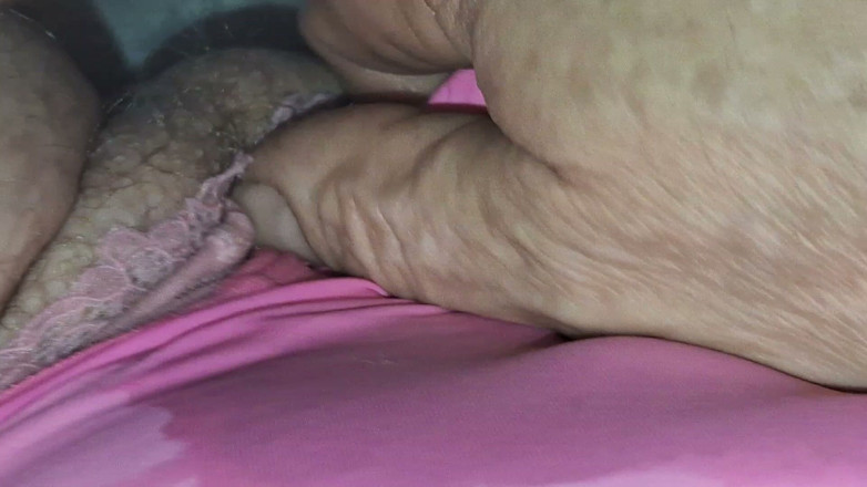 Pantygee: Peeing and Being Lazy
