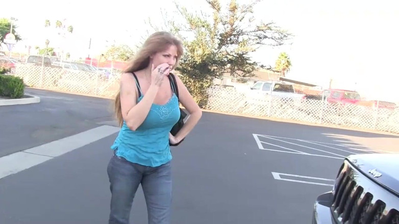 Milf X: Meine stiefmutter liebt schwanz so sehr!!