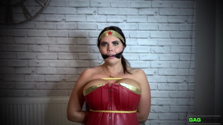 Gag Attack: Террі - WW у рабстві