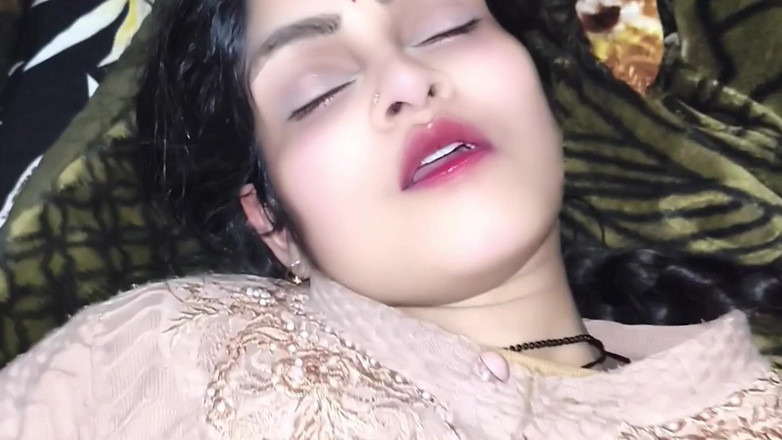 Janvibhabhii: Closeup duro fodendo vídeo de sexo da indiana gostosa Janvibhabhi