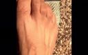Manly foot: Tangalar / parmak arası terlik ve yalınayak kaykaycı gelip bana katılmak...