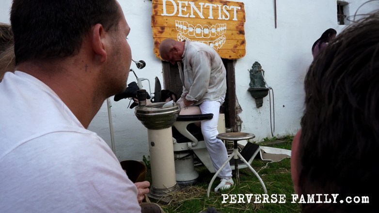 Perverse Family: Perverse Family 50.6 Season 4: Kinky Dental Hygiene