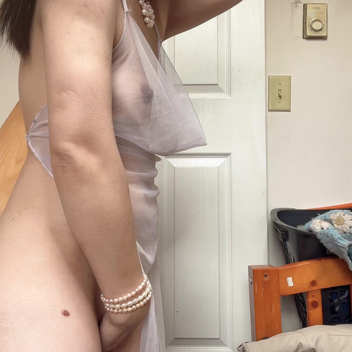 sweethanajapanese: Culo de cerca y hermosa teta