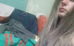 Anuta trans: Zpod šukání ruský kříž mu olizuje sperma z nohou