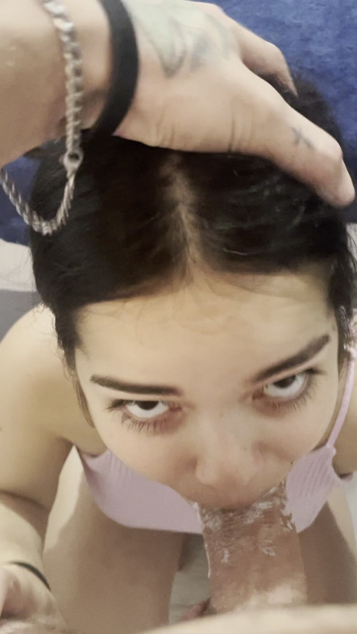 Debora Mendes: Vzhledy, které dominují - Chemie mezi Deborou a velkým pérem, které...