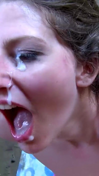 Cutie milf fucked hard outside