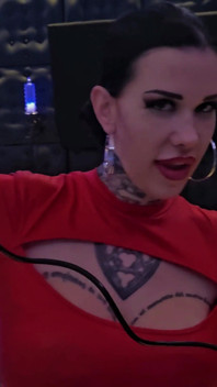 Miss Alessa Milano Wand on the Rack Suite Teil 2