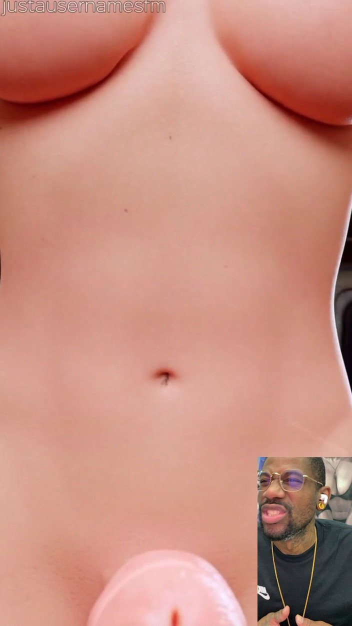 L6RD7BLU3 FUTA: POV von dir, zierliche brust tief in die kehle, arsch,...