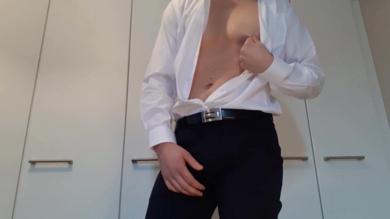 qaz11: Handjob pada kamera - 550