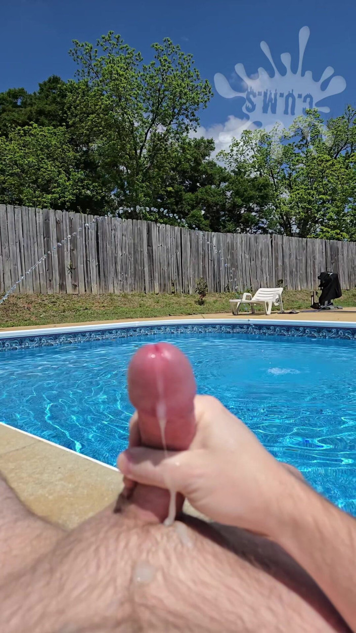Cum Juggler: C.u.m.s Cumshot Filming Fails!