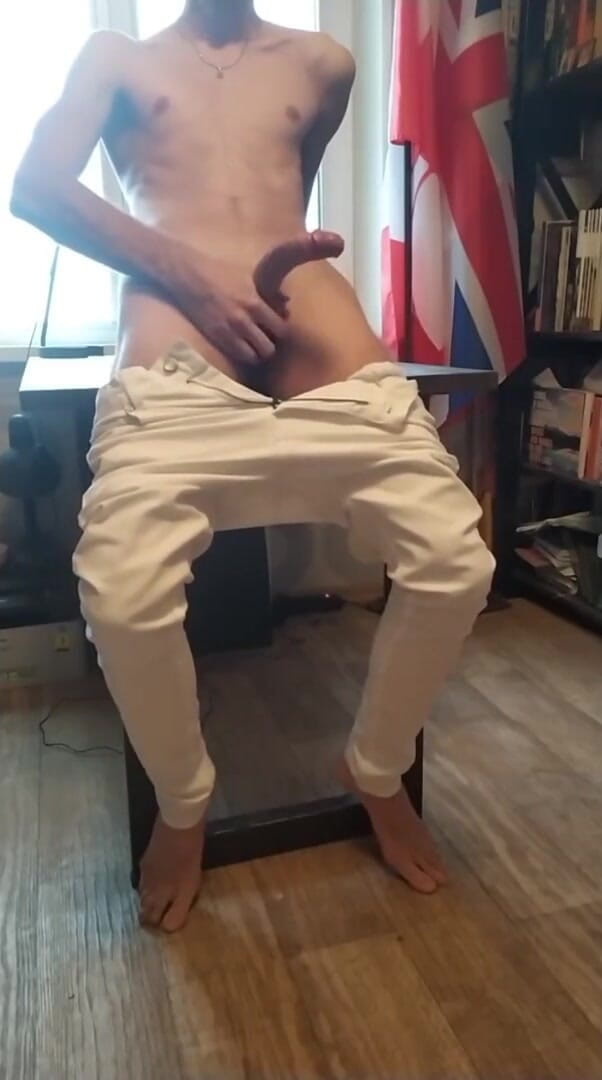 Dick Love Boys: 穿着白色牛仔裤打手枪