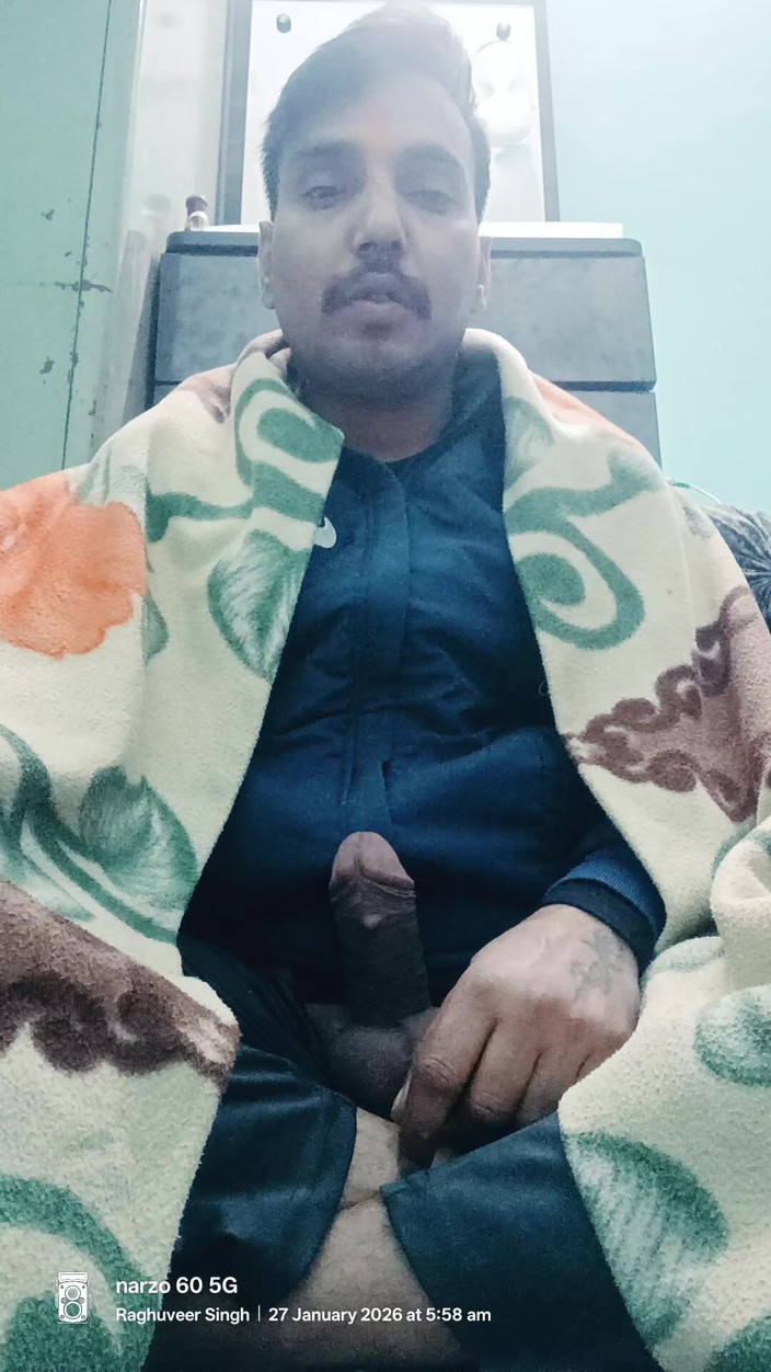 Rajasthani-old-lover: Officier gay indien