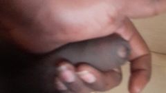 Hot Indian guys: HandJob kamar mandi indah