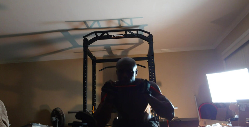 Hallelujah Johnson: Huấn luyện kháng chiến từ hai ngày trước