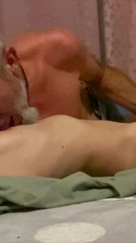 Riktigt hemlagat sex på en asiatisk ö - vad roligt vi kommer att ha