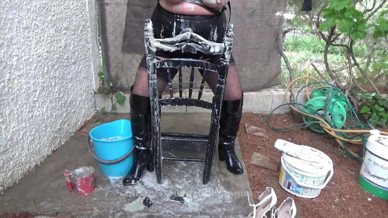 Julie Cunningham: Set021 Siedzenie na krześle Bondage mycie błota Związane cycki