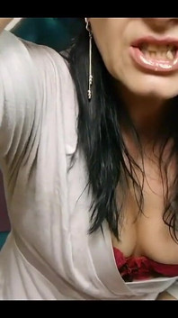 在自慰后，我出了很多汗#fyp，#amateur，#doggy 式，#milf，#fetish，#custom，#gfe，#mask 恋物癖，#anal，#ass