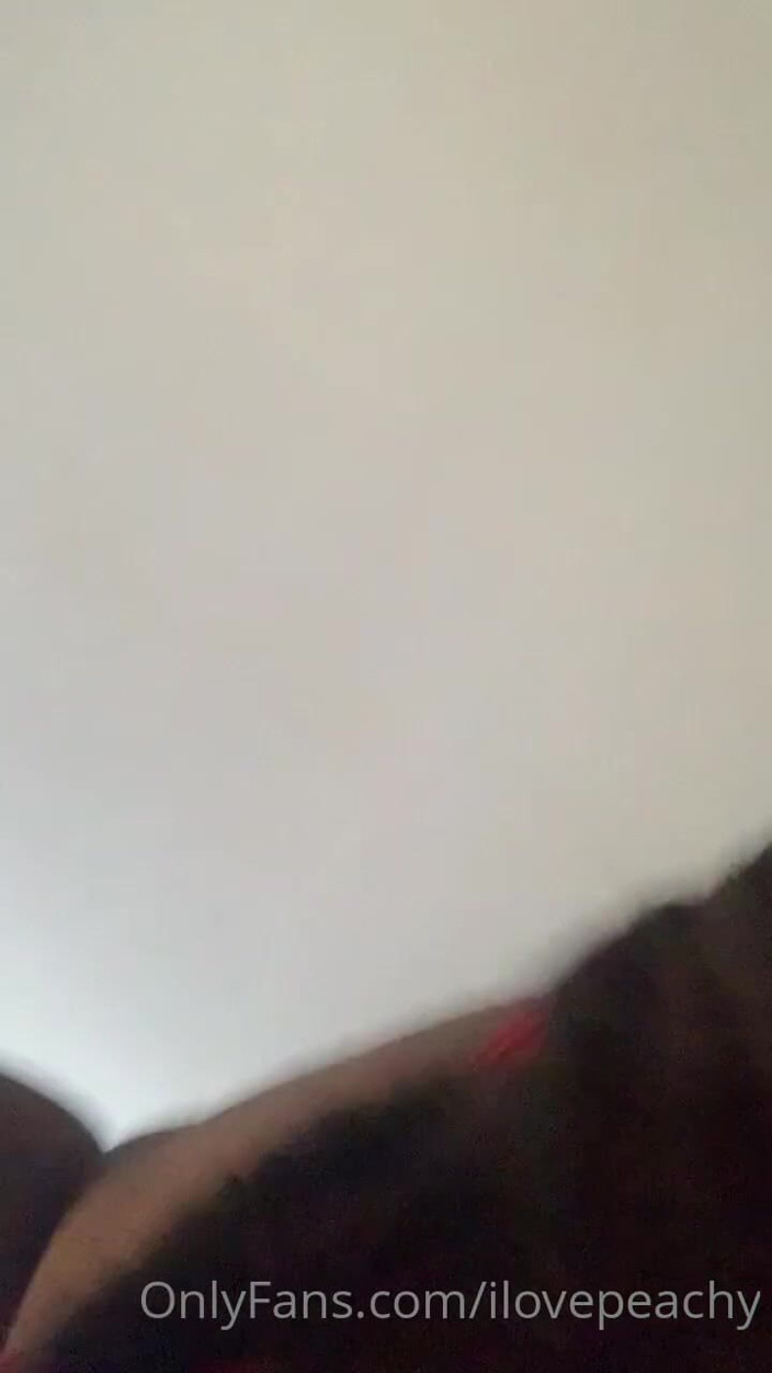 Soft Ass: Šukání mé kundičky nad kamerou