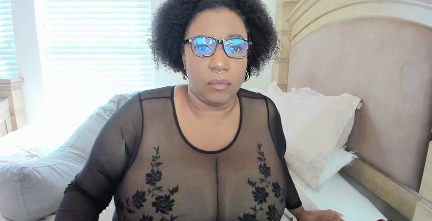 Josie4yourpleasure: Ebenholz-bBW-goddess-stream - ep.14