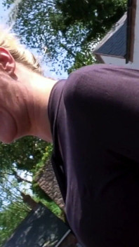 Rubia con curvas tetona esposa infiel milf starr alzarse en trío hardcore con gran polla blanca consigue follada bolas profundo