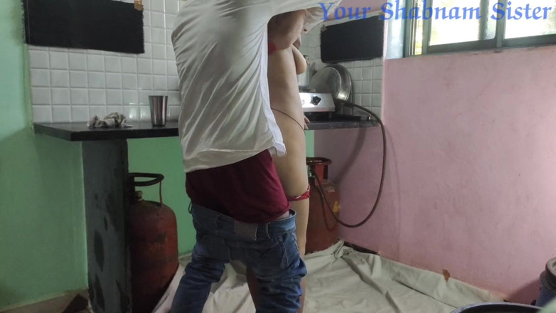 Hot Nisha bhabhi: Profesoara școlară mă fute când pun întrebări la biologie