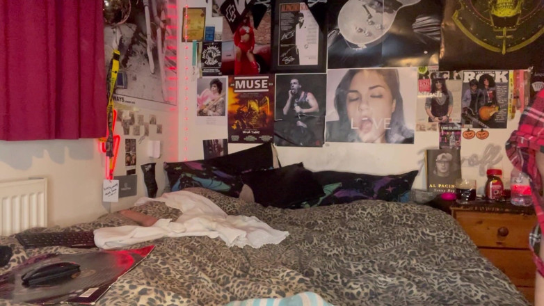 Glitterqueen1999: Läraren har goth student