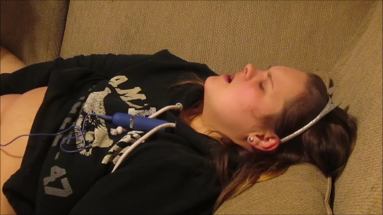 Sadee Rain: Wrecking my wife pussy with a huge strap on BBC...