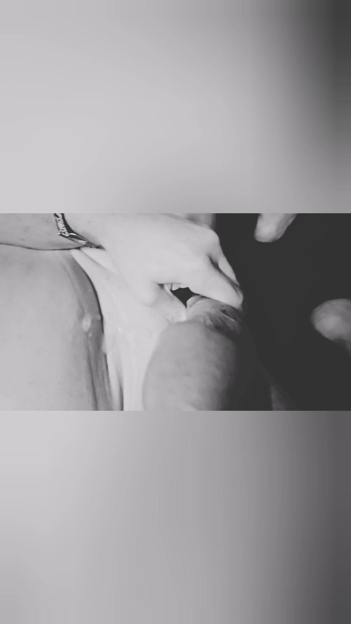 Misses Dickinson and Roughael: Cum conmigo Una y otra vez!