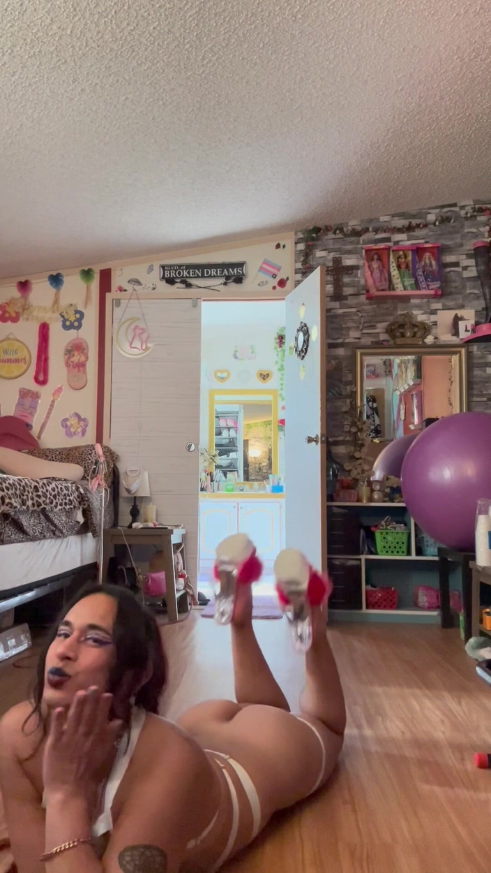 TSJade95: Striptease complet american 2 cântec de fată americană