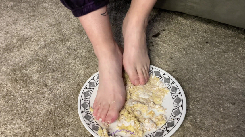 The Perfect Breakfast for a Foot Boy (Hex After Midnight)
