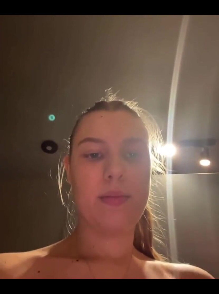 JuiceLussie: सार्वजनिक रूप से पहली बार फुहार