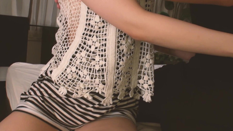 JAPAN IN LOVE: Soleil levant, scène - une Japonaise en culotte 1_beautiful se masturbe et...