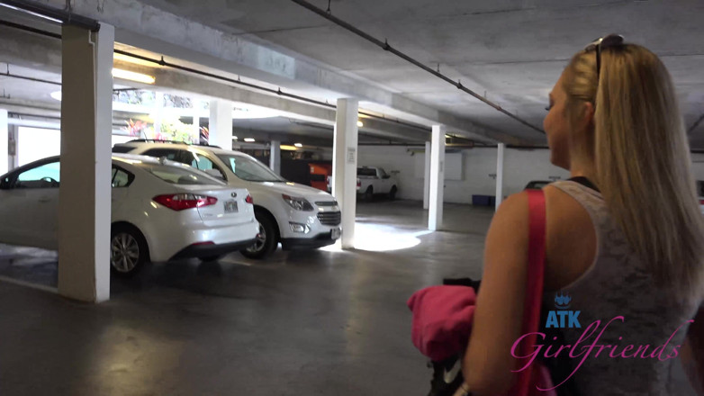 ATK Fans (Girlfriends): Vacanze virtuali in Hawaii con Tiffany Watson parte 2
