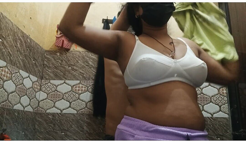 Served's Sister in Law Left Naked in the Bathroom (Pinkyrani) Served's Sister in Law Left Naked in the Bathroom (Pinkyrani)