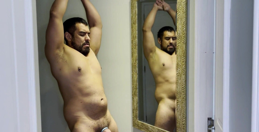 Guarro Studios: Handjob und spermaladung für meine kleinen schlampen