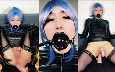 Viper Fierce: Slintání, svázaná, v kleci a gagged Sissy Jezdecké dildo
