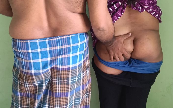 Wonder: Romansa roleplay berdiri threesome
