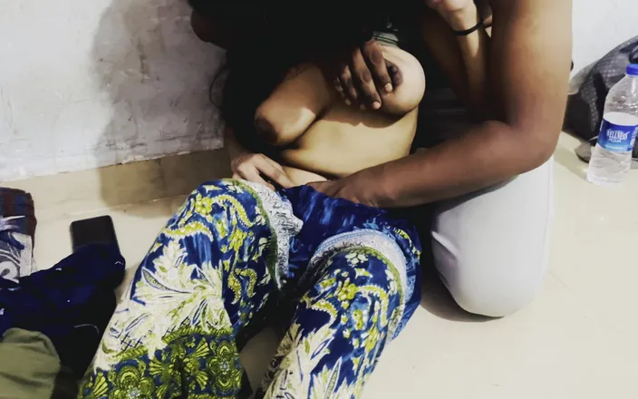 NikiRathod: Removal Clothes, Kissing Boobs Pressing She Loves It - Day 2 Part 1