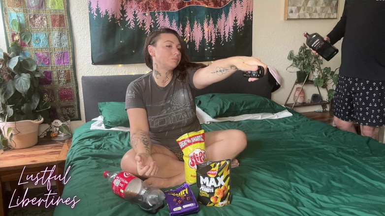 Lustful Libertines: Finally Out of the Friendzone Accidentally Creampied My MILF Bestfriend