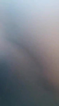 La mia compagna di classe mi ha detto che se le avessi caricato il saldo sul suo cellulare avremmo fatto un video di scopando