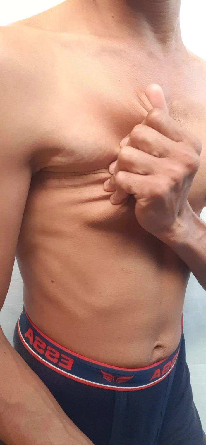 Che: Chest Play Indian Man