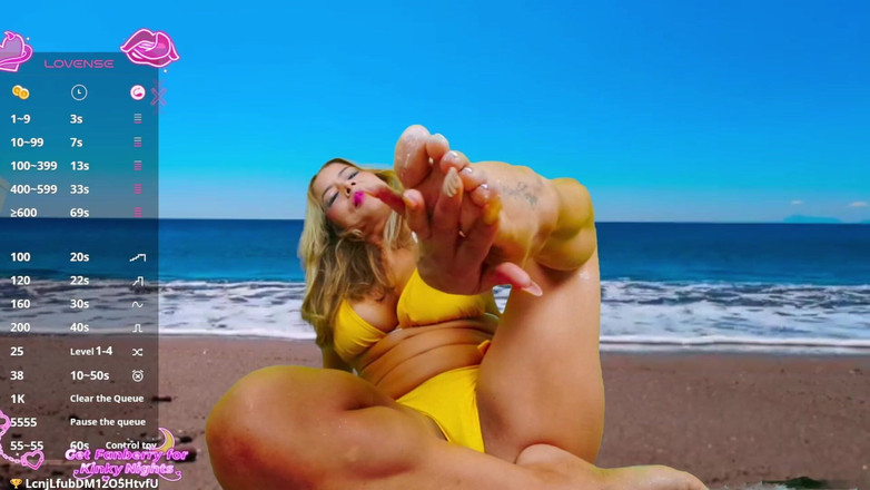 Nikilarose: Une Colombienne Sexy Te Montre Son Cul Sur La Plage