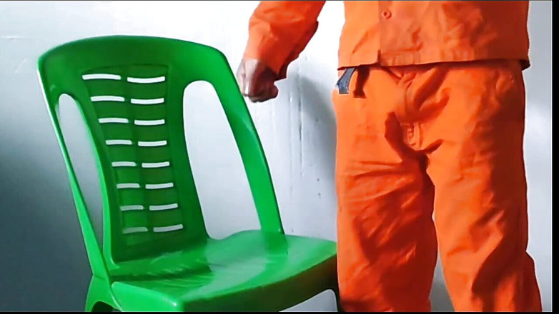 Hornyboy2058: Vägbyggnadsarbetare onanerar och kommer