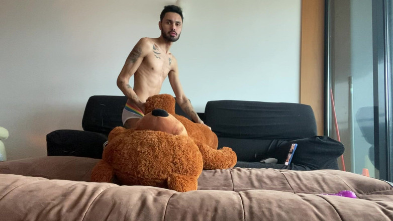 arabeputo: Leker med min nallebjörn