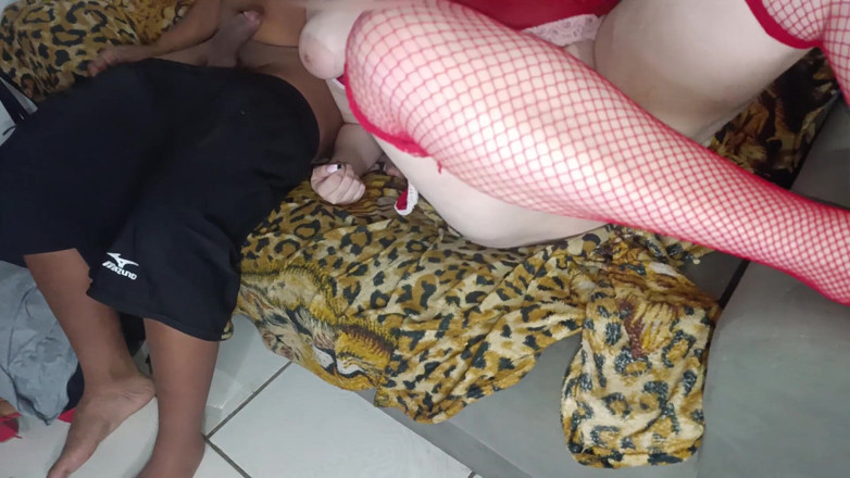 Cuckold Couple Swing: After Asking for Cum She Gave Her Pussy to Her...